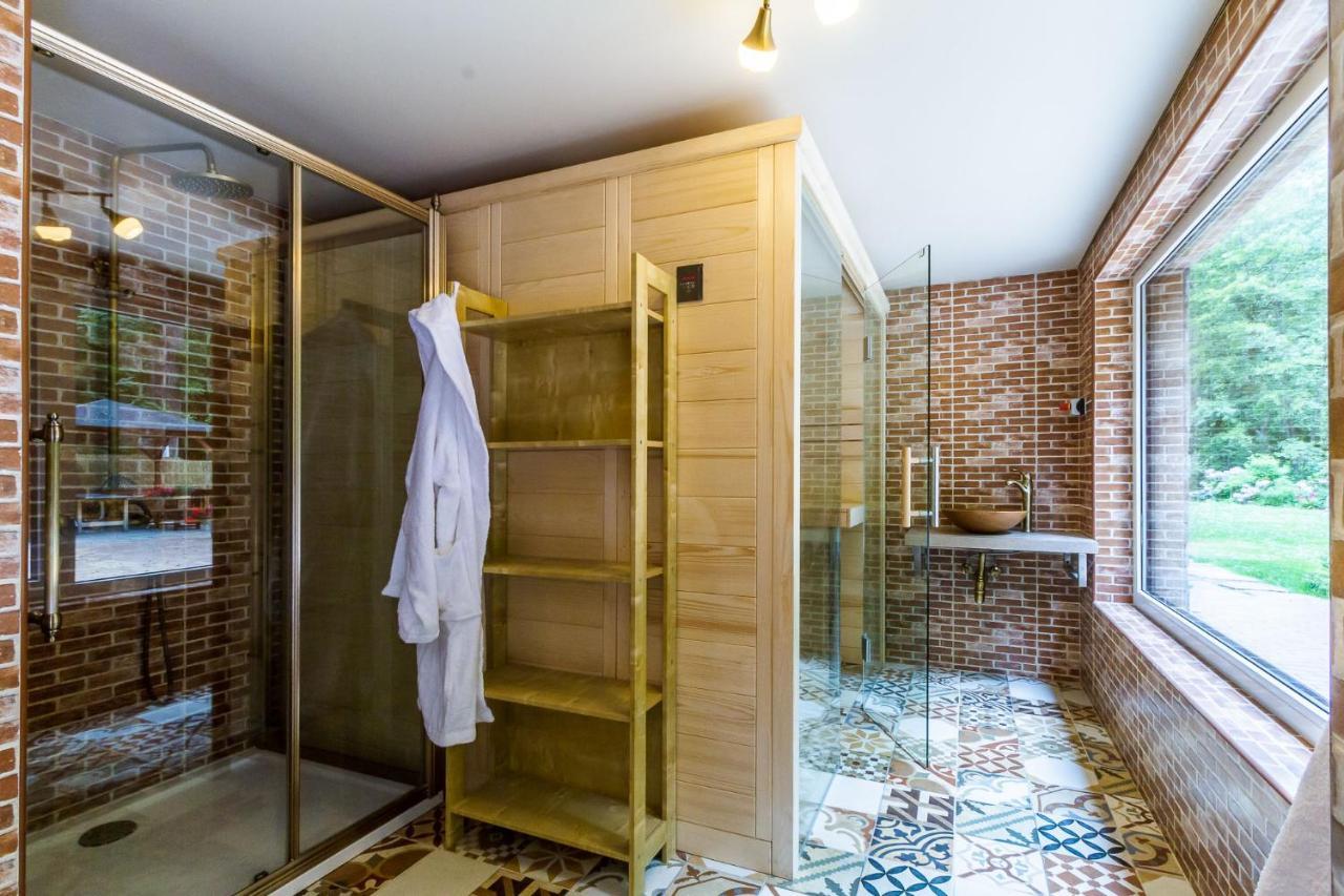 Penzion Kokorin Forest Villa Konradov Екстер'єр фото