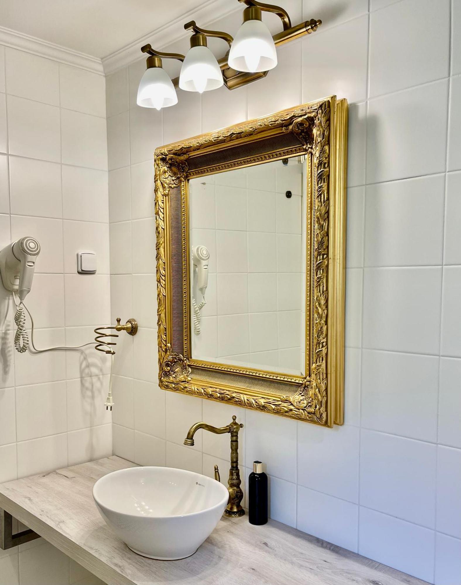 Penzion Kokorin Forest Villa Konradov Екстер'єр фото